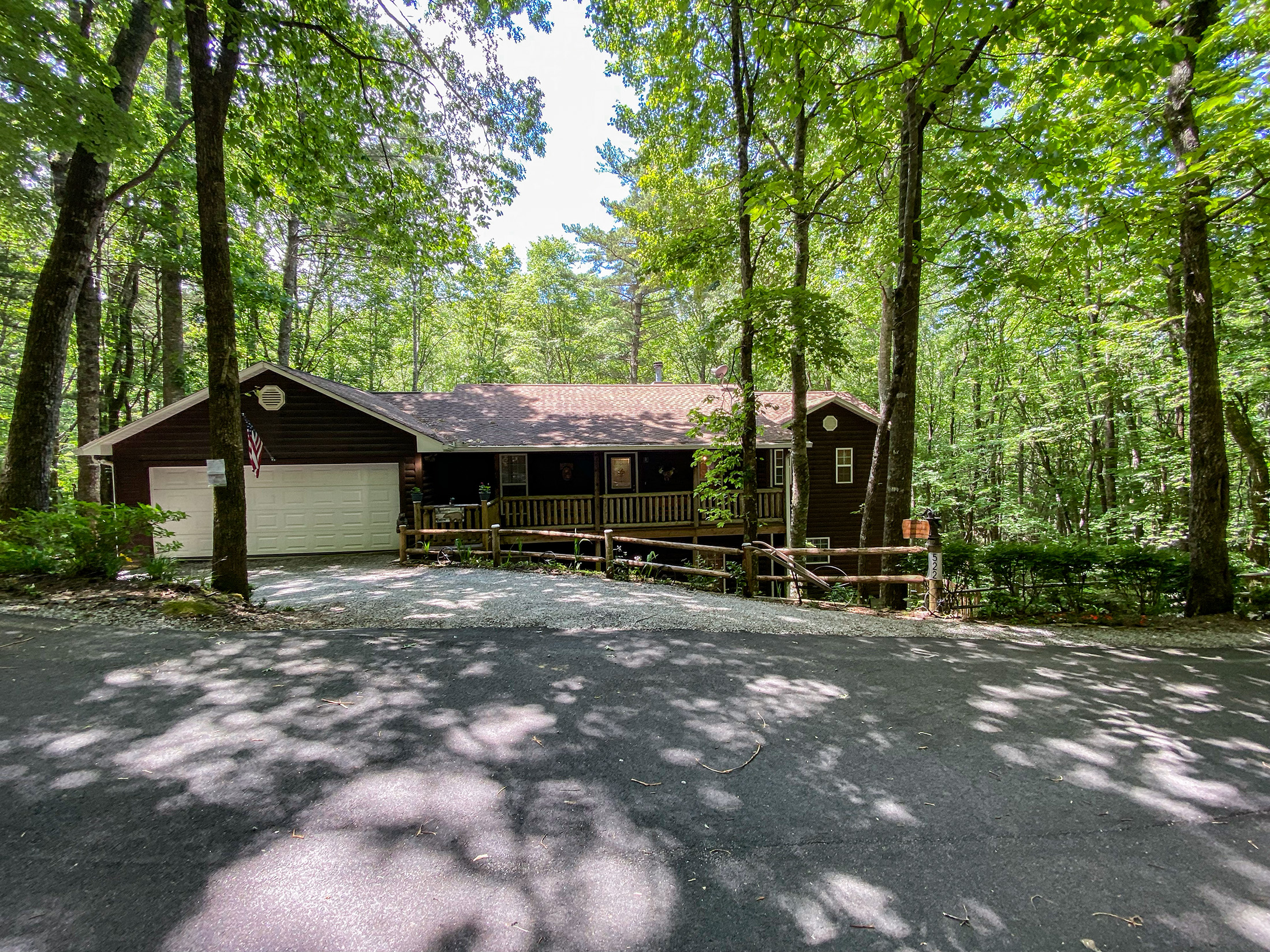 522 Rebel Circle Sky Valley Ga offered by Durpo Realty Associates