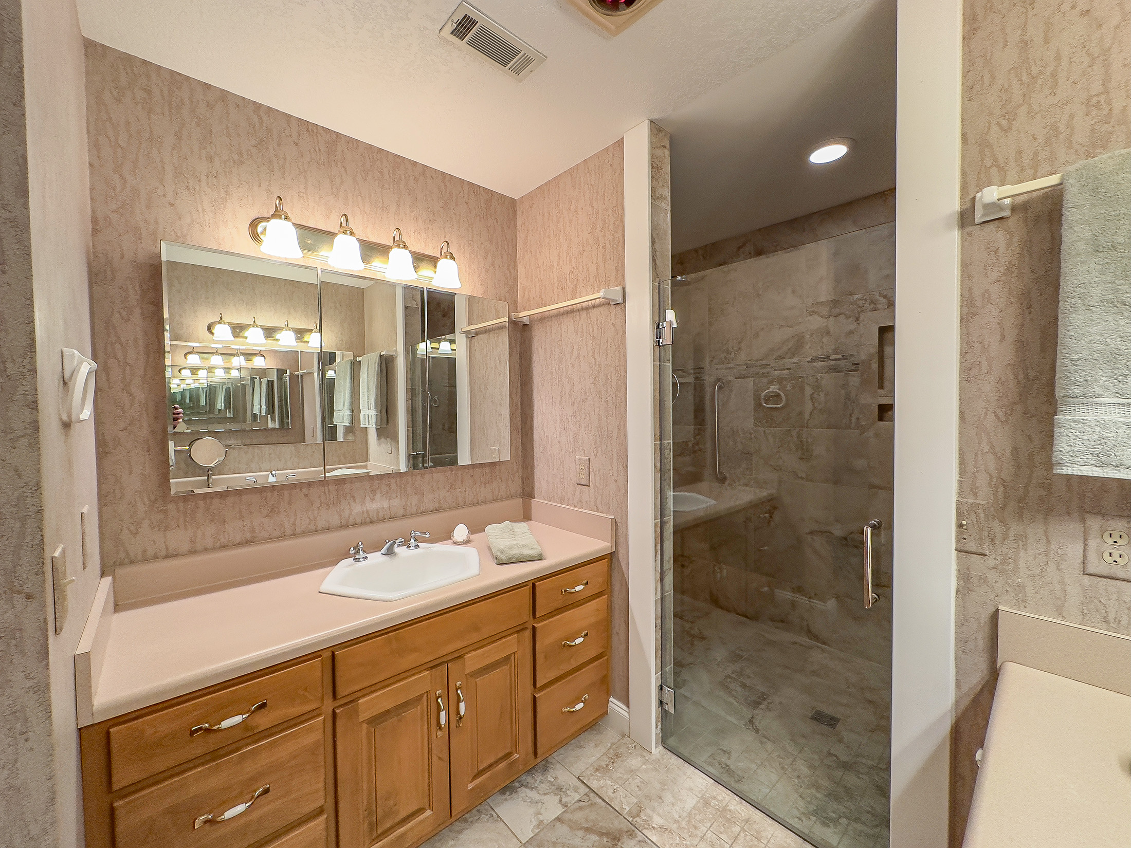 1081-Saddleback-Cir.-Sky-Valley-GA-30537-10.jpg