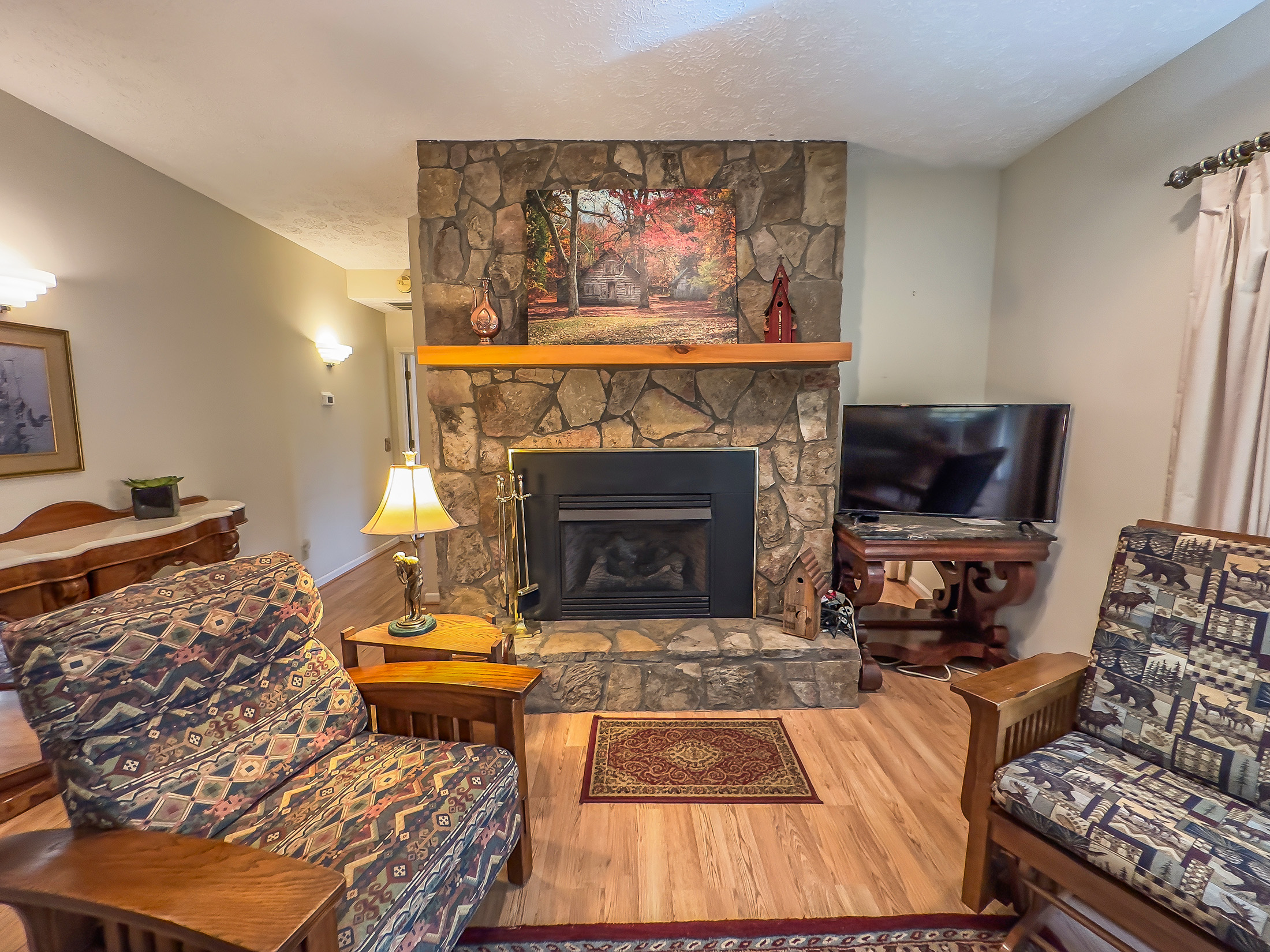 1081-Saddleback-Cir.-Sky-Valley-GA-30537-37.jpg