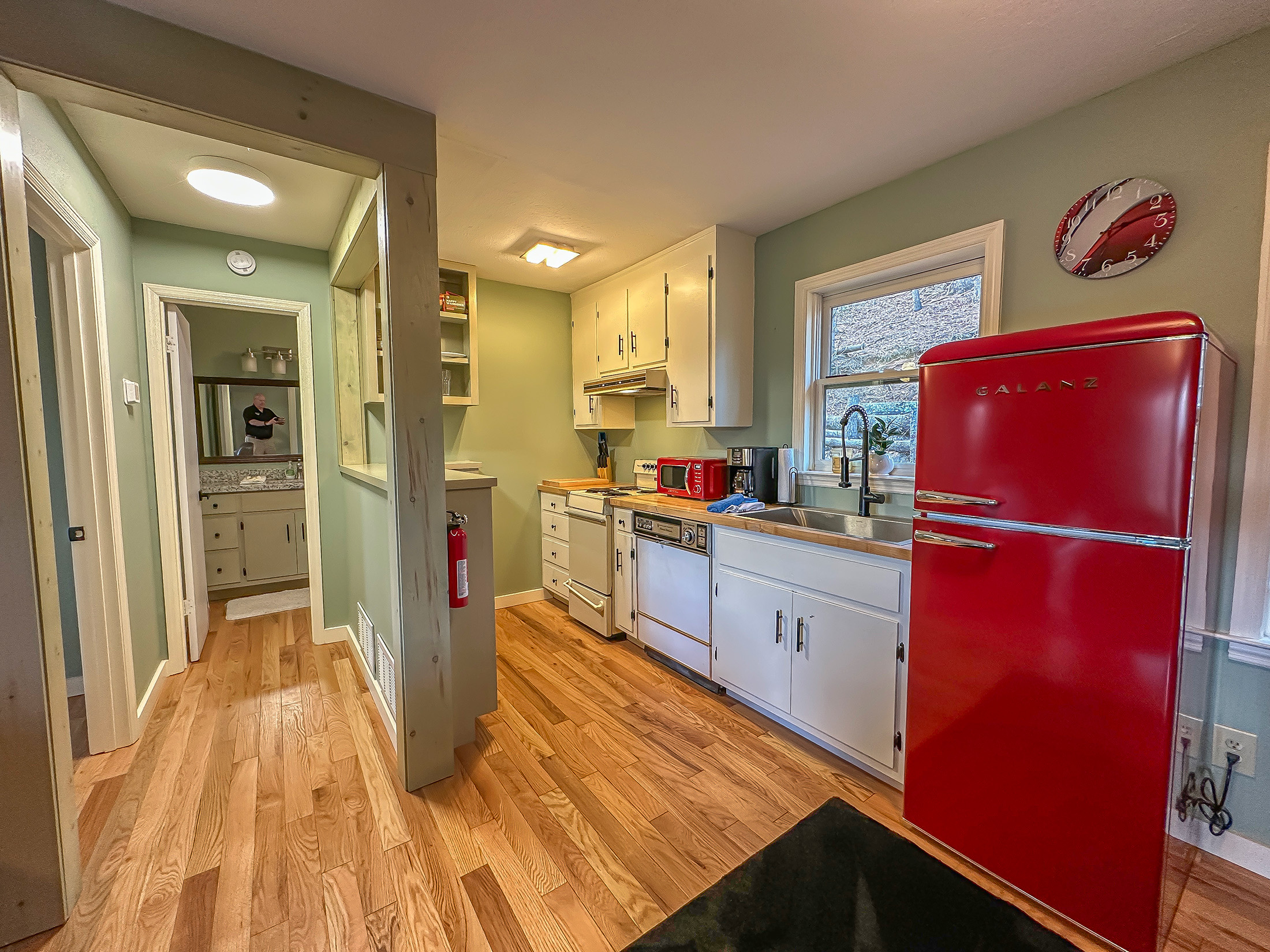 266-E-Sugarbush-Dr-Sky-Valley-Ga-13.jpg