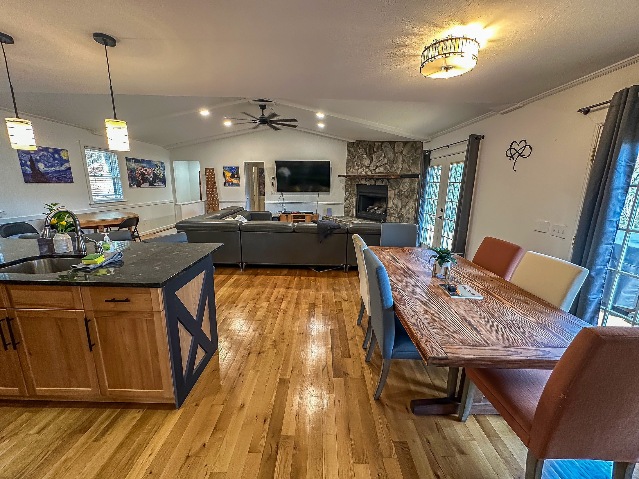 266-E-Sugarbush-Dr-Sky-Valley-Ga-25.jpg