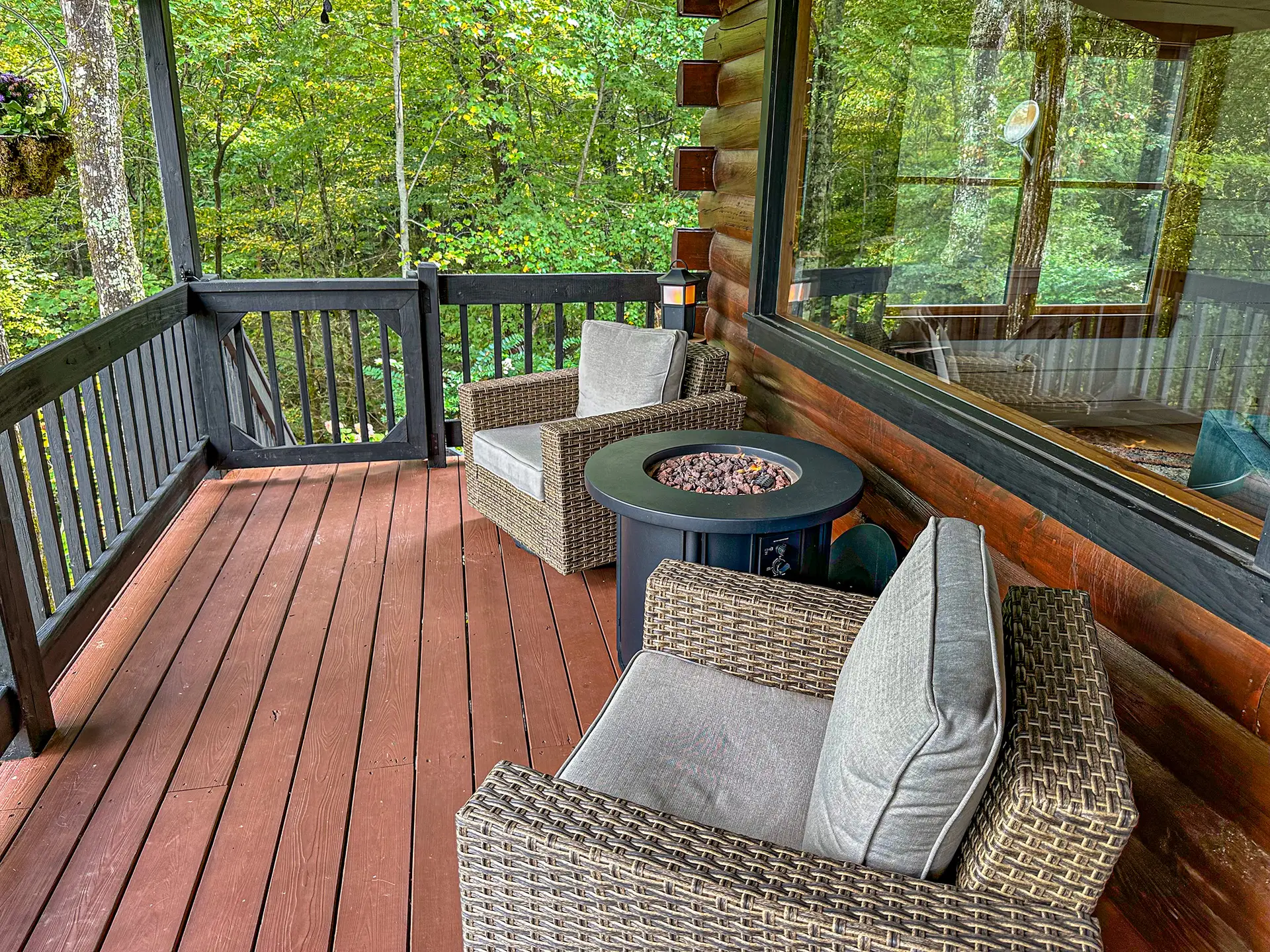 400-Knob-Dr.-Sky-Valley-GA-30537-1.webp