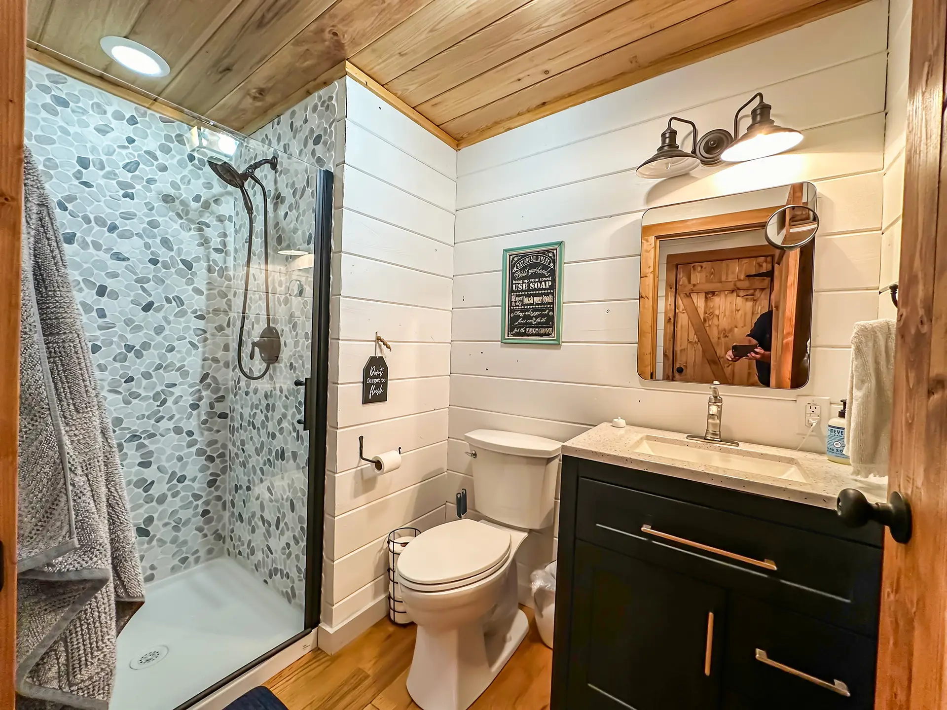 400-Knob-Dr.-Sky-Valley-GA-30537-12.webp