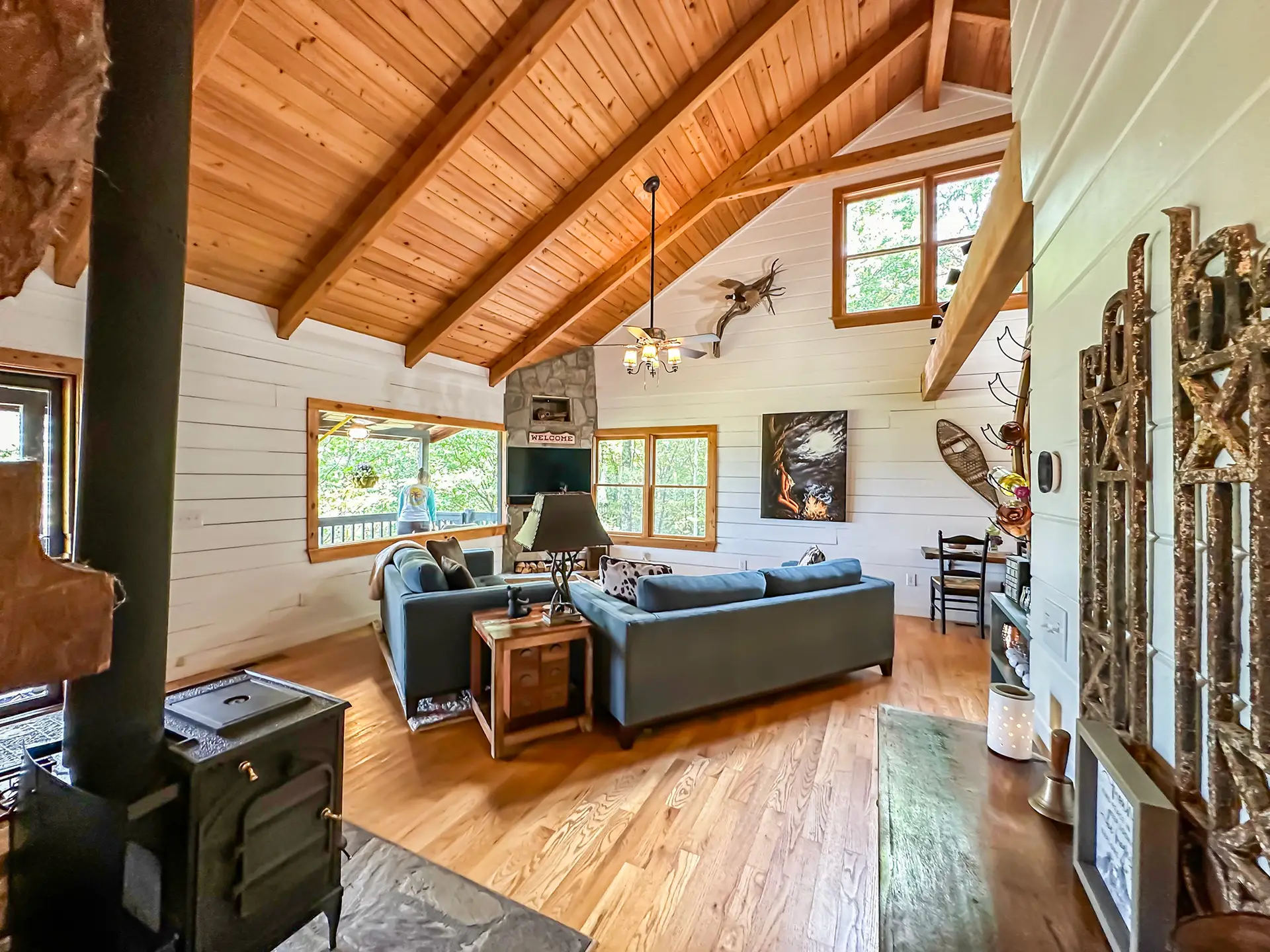 400-Knob-Dr.-Sky-Valley-GA-30537-14.webp