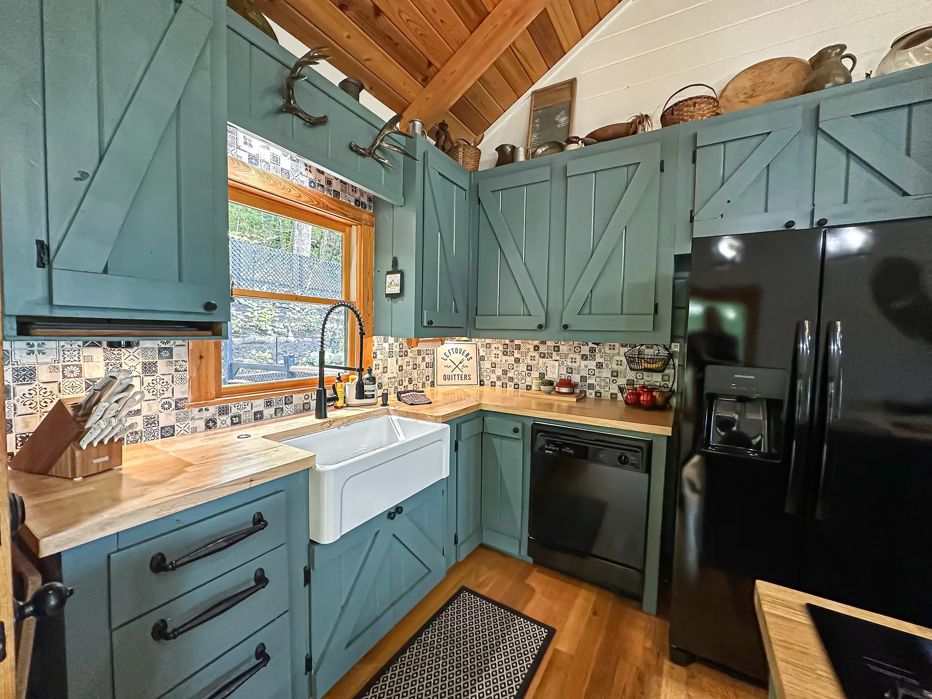 400-Knob-Dr.-Sky-Valley-GA-30537-34.webp