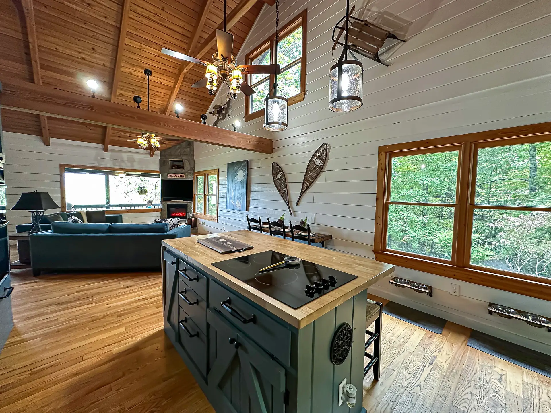 400-Knob-Dr.-Sky-Valley-GA-30537-35.webp