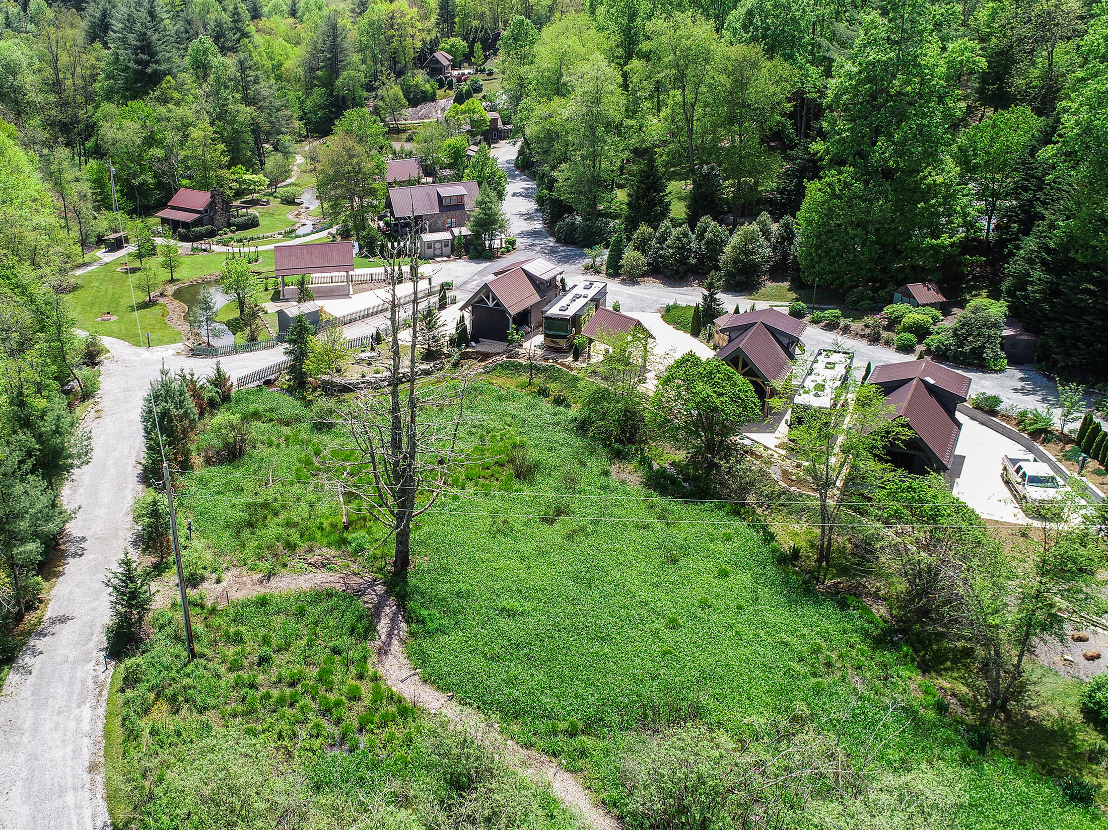 87 Middle Creek Ln, Scaly Mountain, NC 28775 - 5