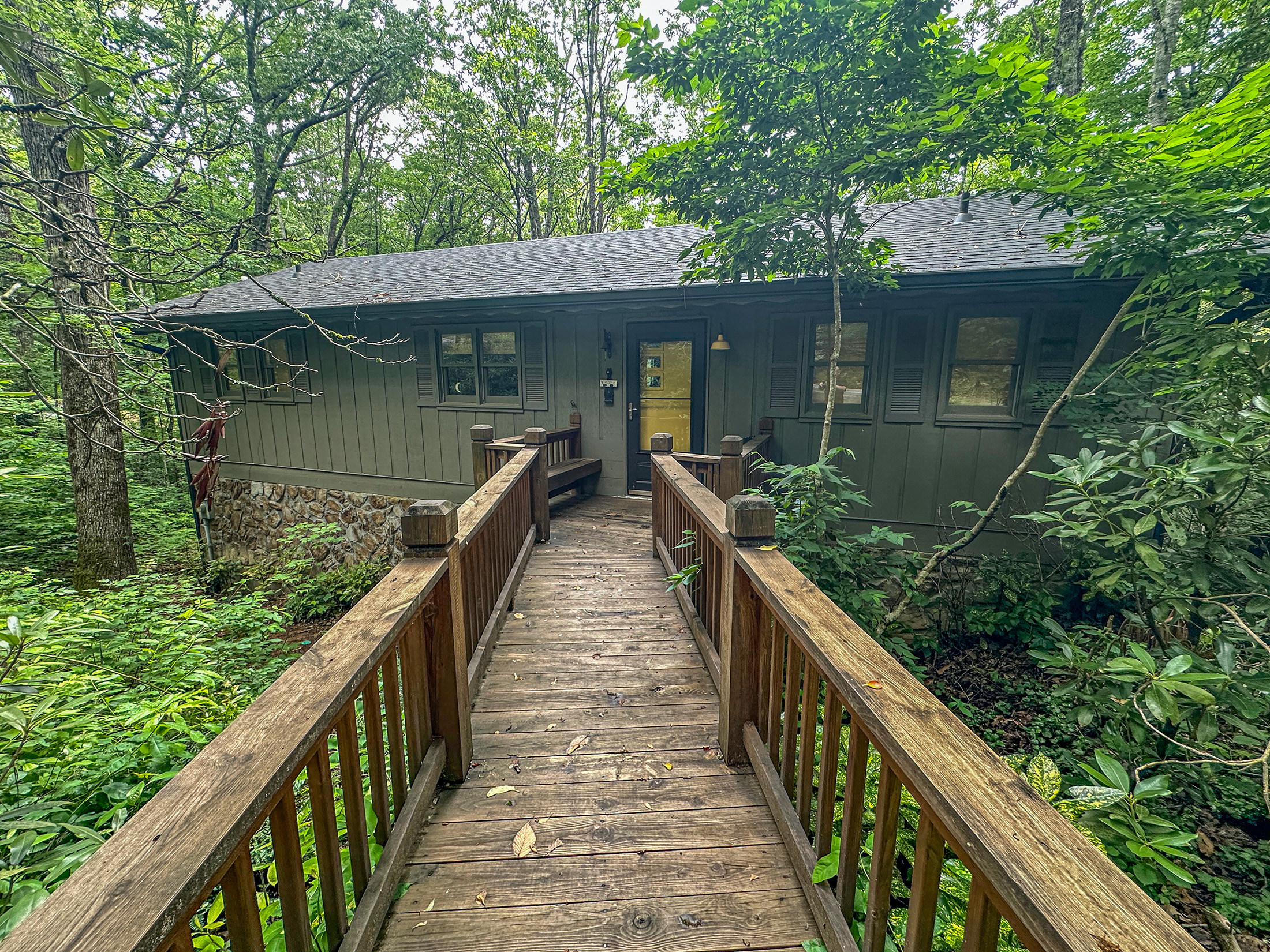 278 W. Sugarbush Dr Sky Valley GA 30537 - 4