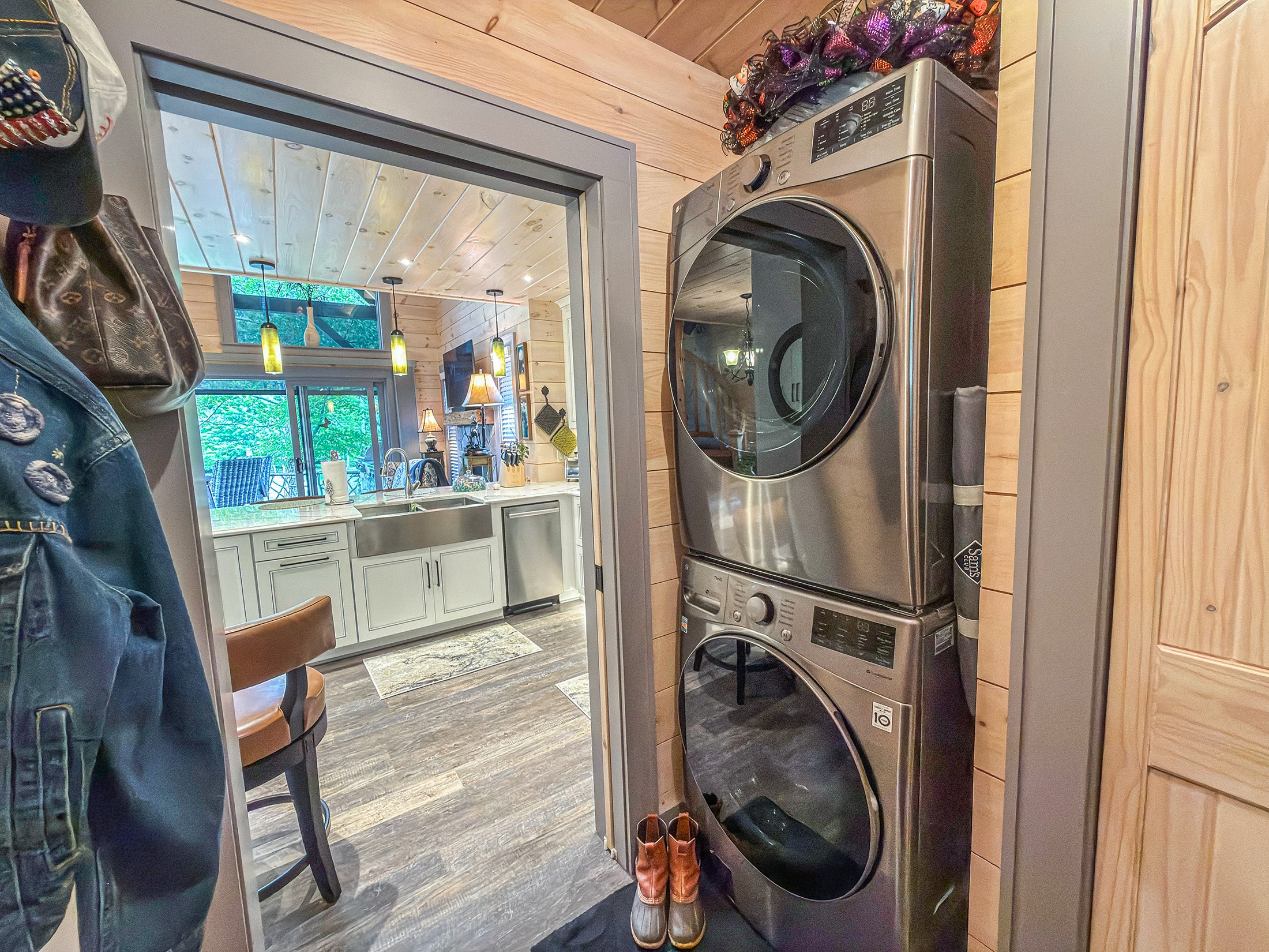 111 Wildflower Rd. Scaly Mountain NC 28775 - 29