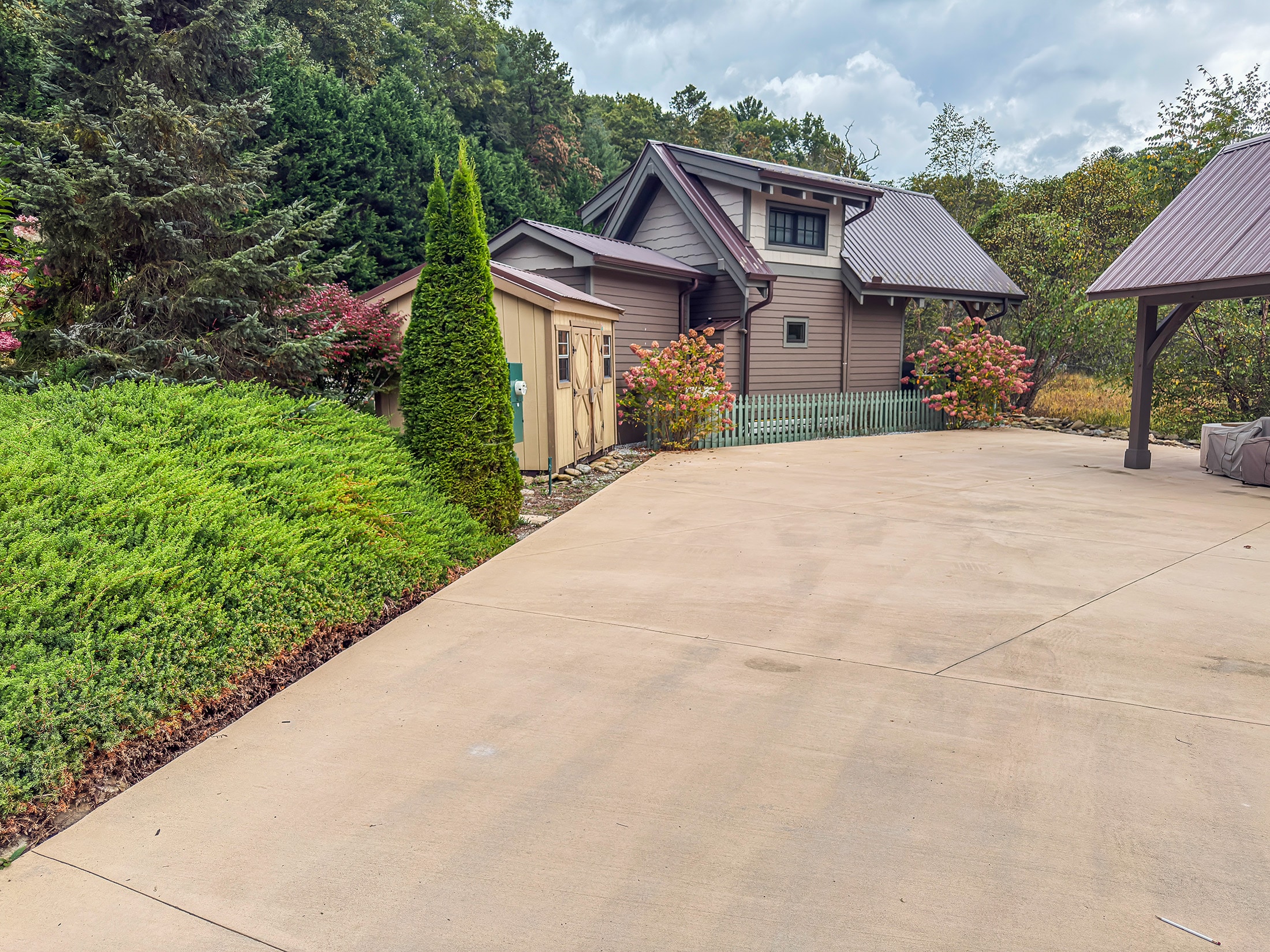 19 W. Highlands Way Scaly Mountain NC 28775 - 3