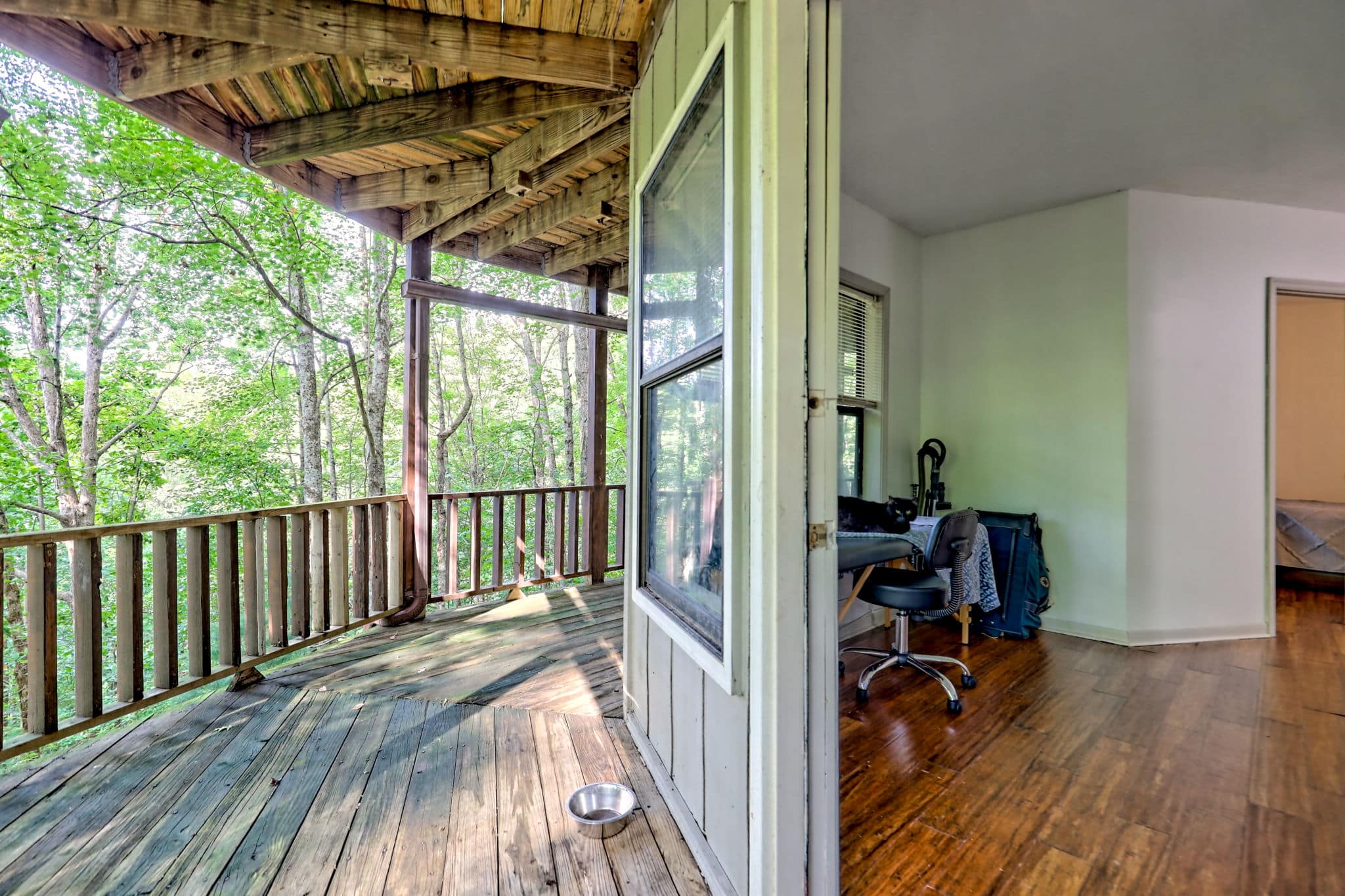 Sky Valley GA homes for sale: 4-bedroom mountain view deck at 480 Sky High Dr."