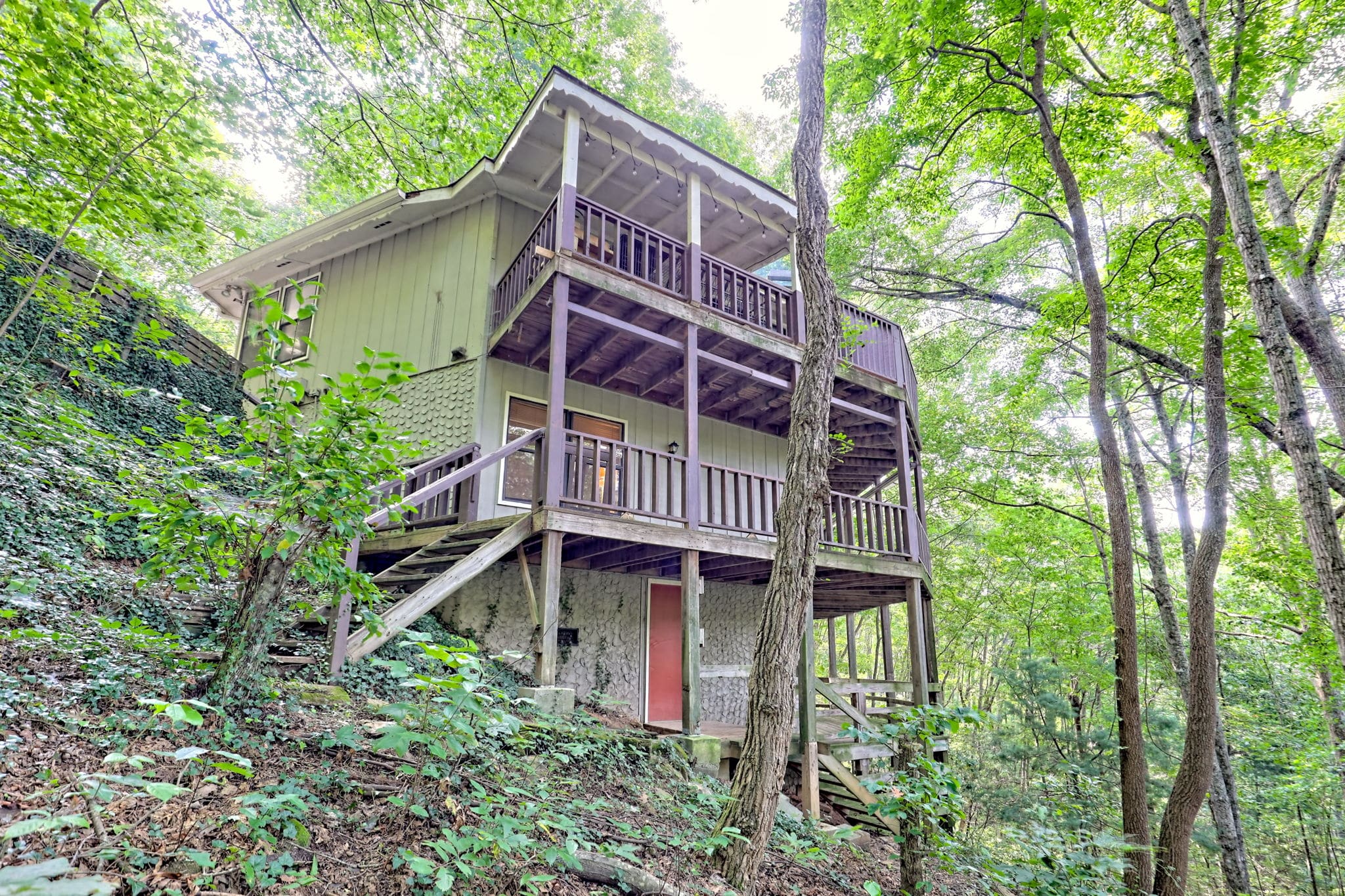 Sky Valley GA homes for sale: 4-bedroom mountain view deck at 480 Sky High Dr."