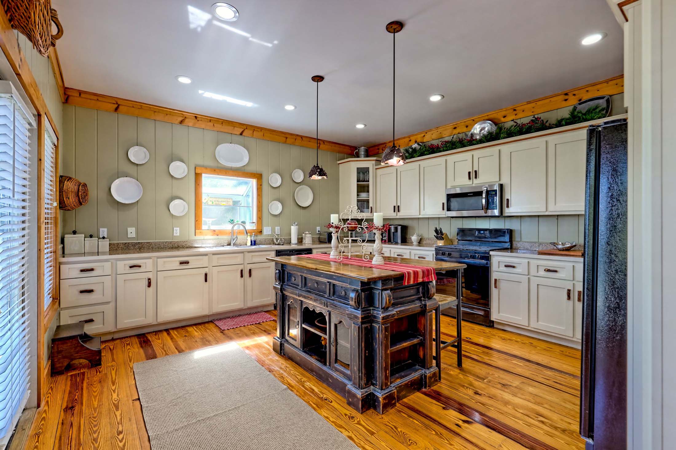 3315 Bald Mountain Rd. Sky Valley GA 30537 - 24