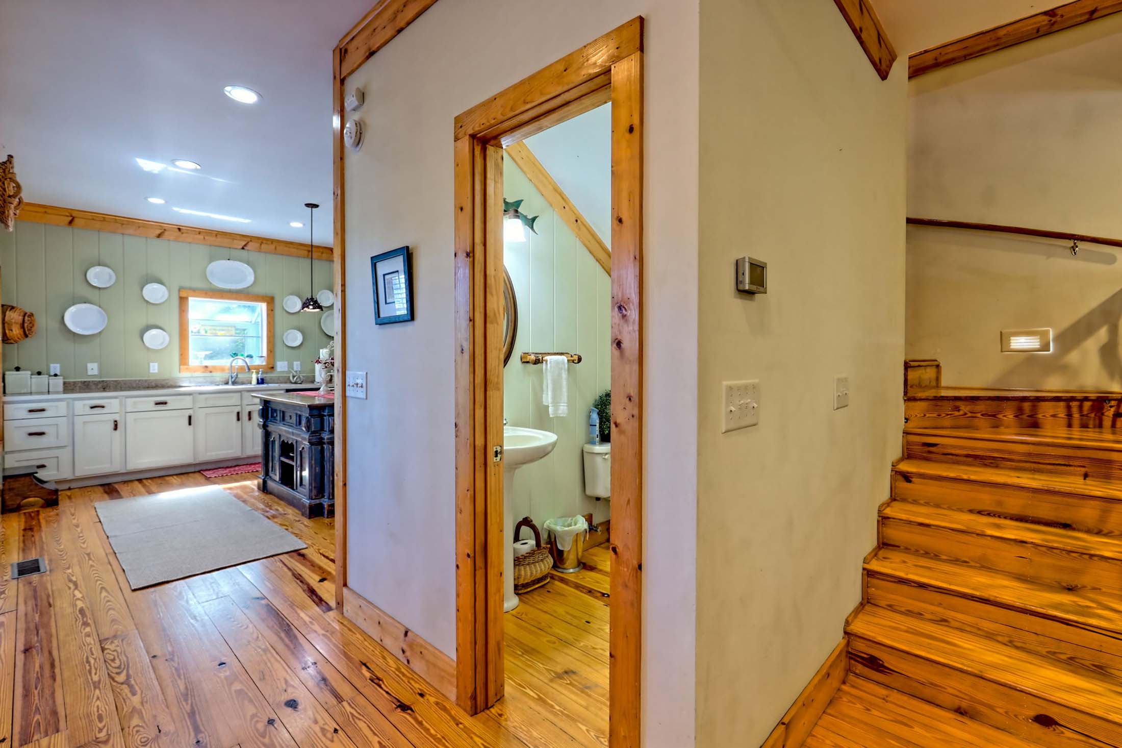3315 Bald Mountain Rd. Sky Valley GA 30537 - 33