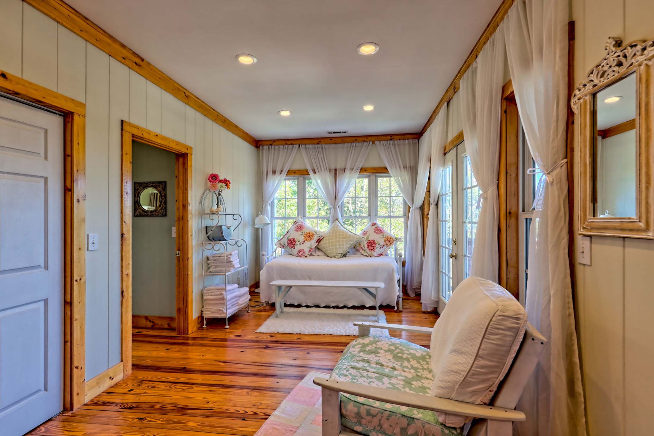 3315 Bald Mountain Rd. Sky Valley GA 30537 - 36