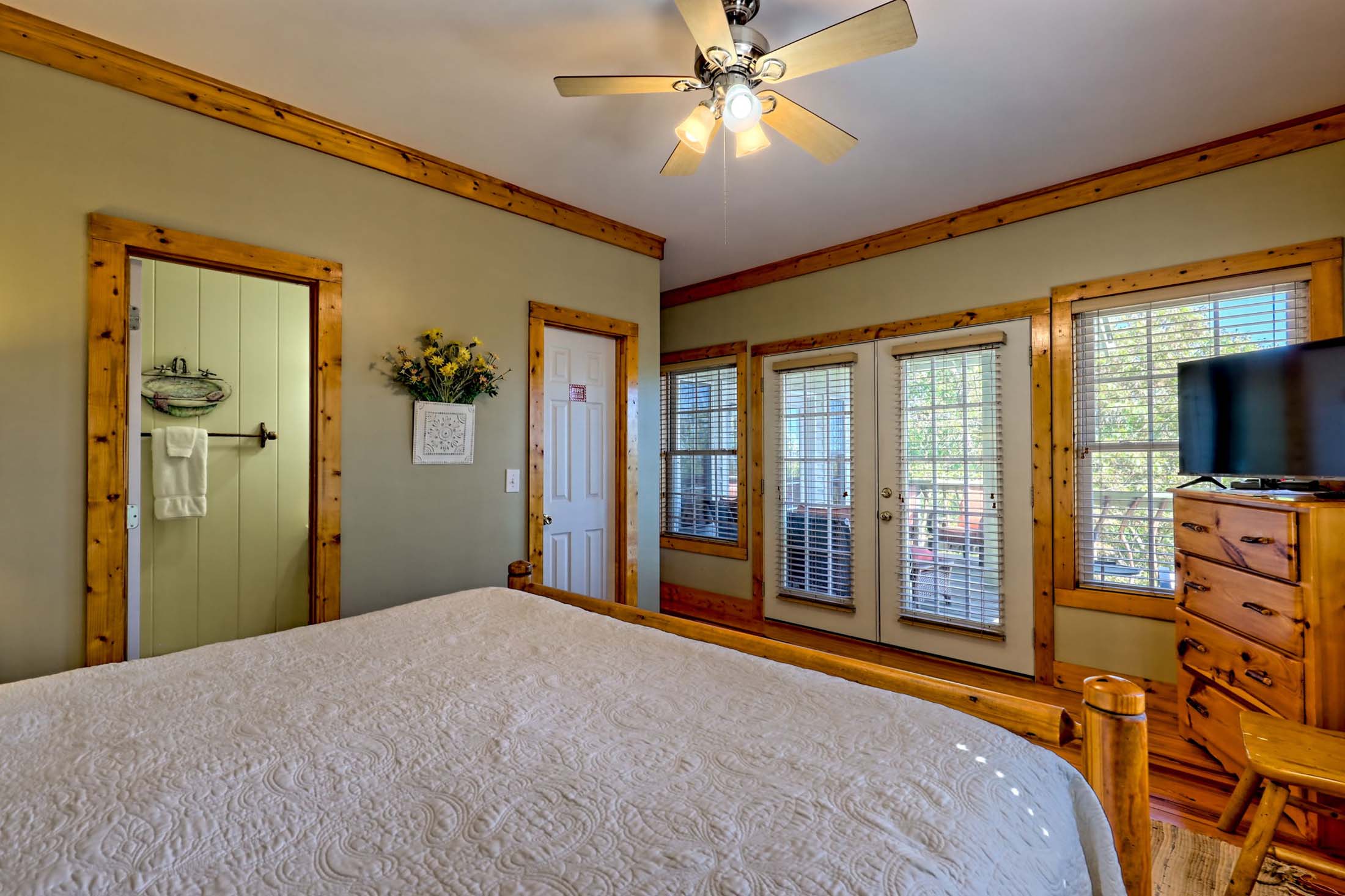 3315 Bald Mountain Rd. Sky Valley GA 30537 - 56