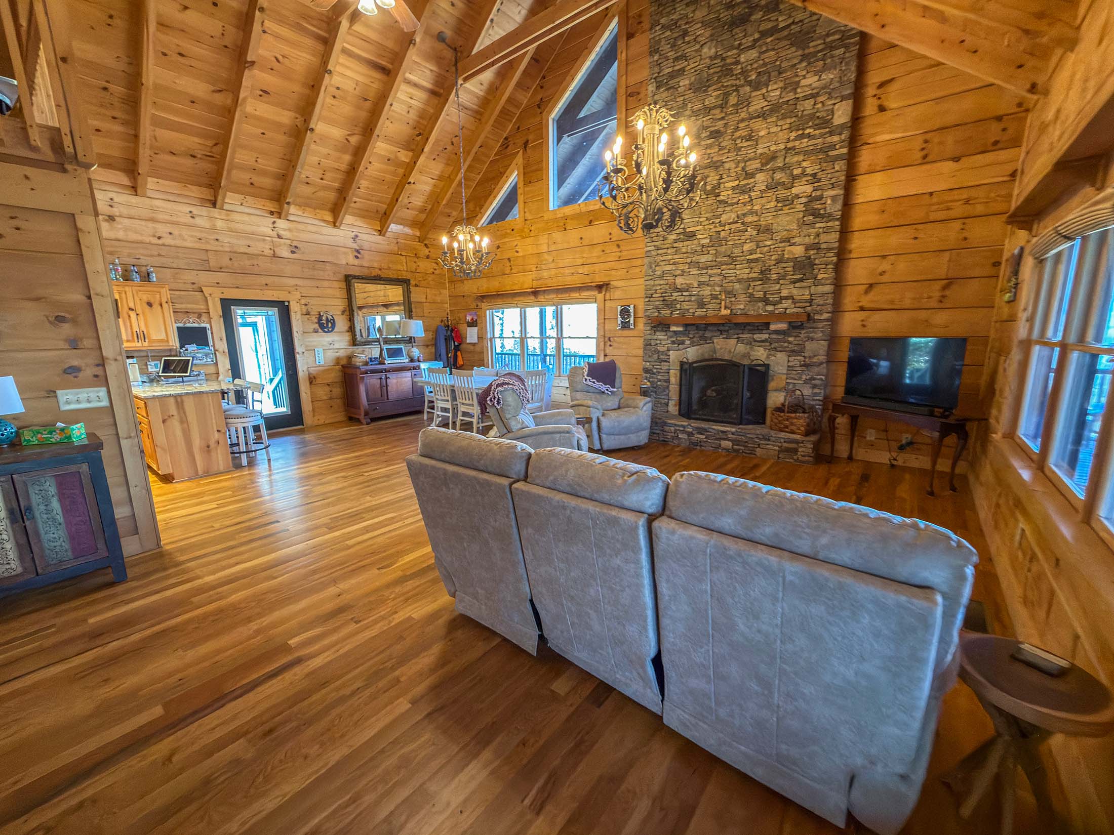 383 Bayberry Ln Sky Valley GA 30537 - 32