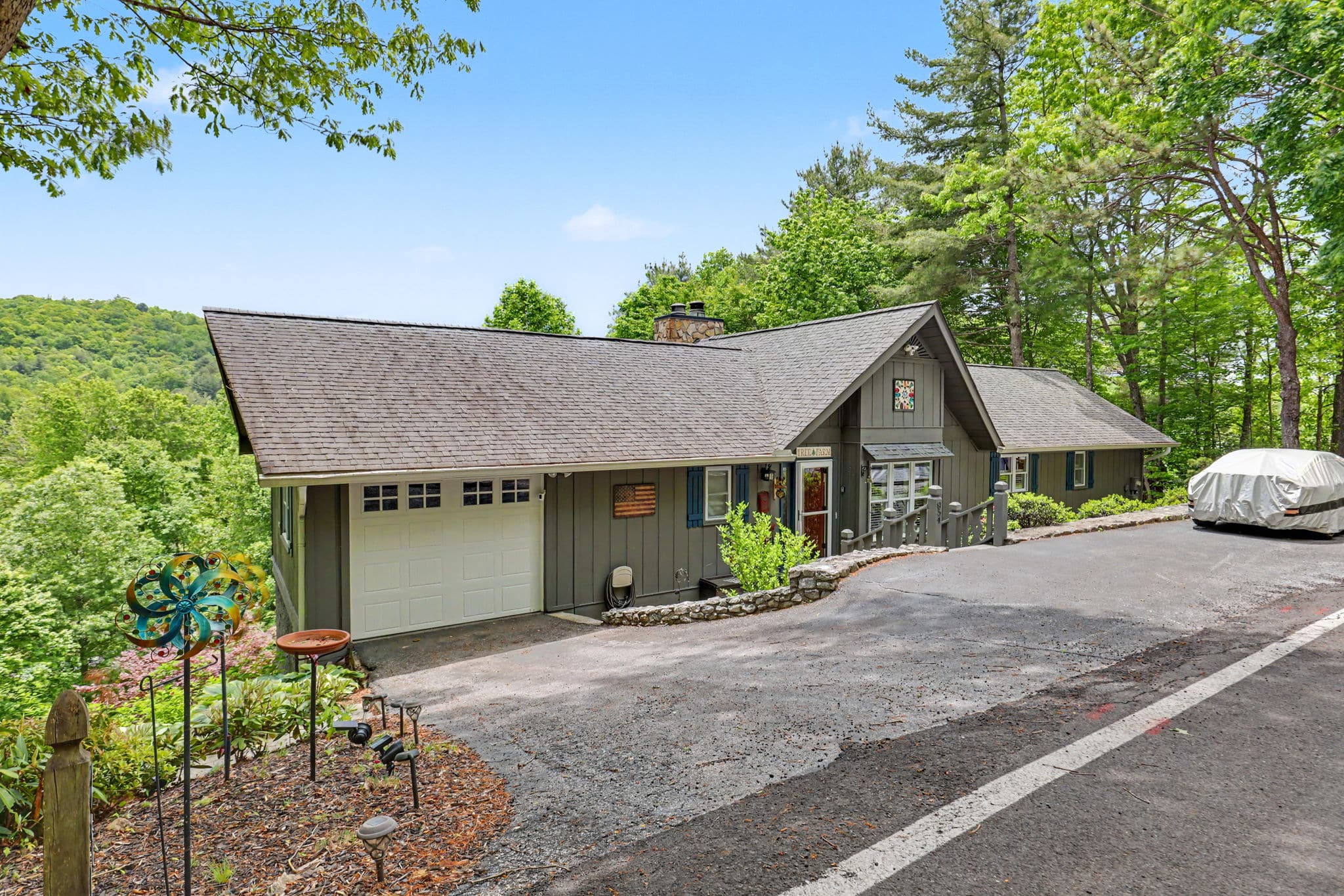 854 Saddleback Cir Sky Valley GA 30537 - 2