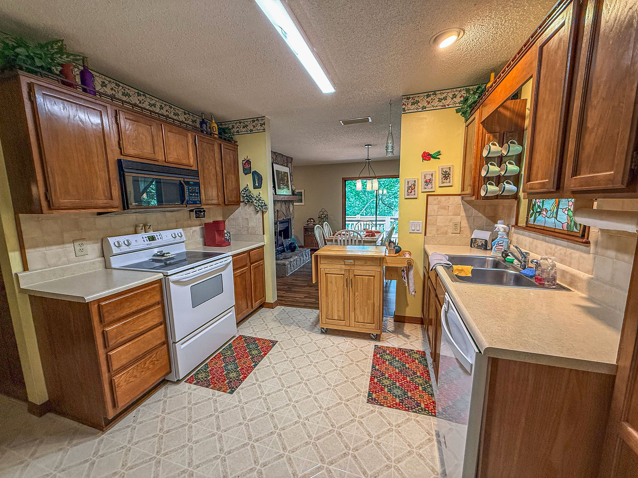 195 Cedar Lane Sky Valley GA 30537 - 6