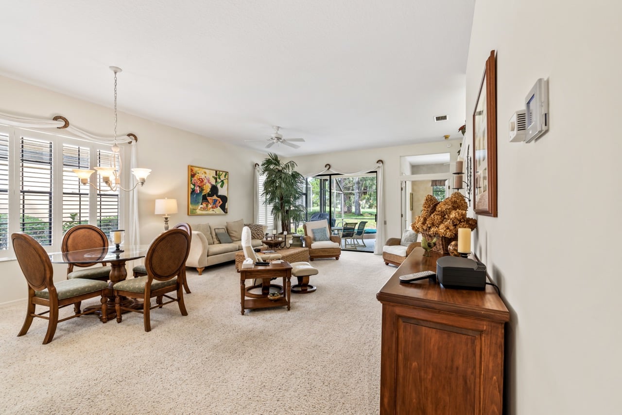 9029 Penelope, Weekie Wachee FL 34613 (23 of 53) Large