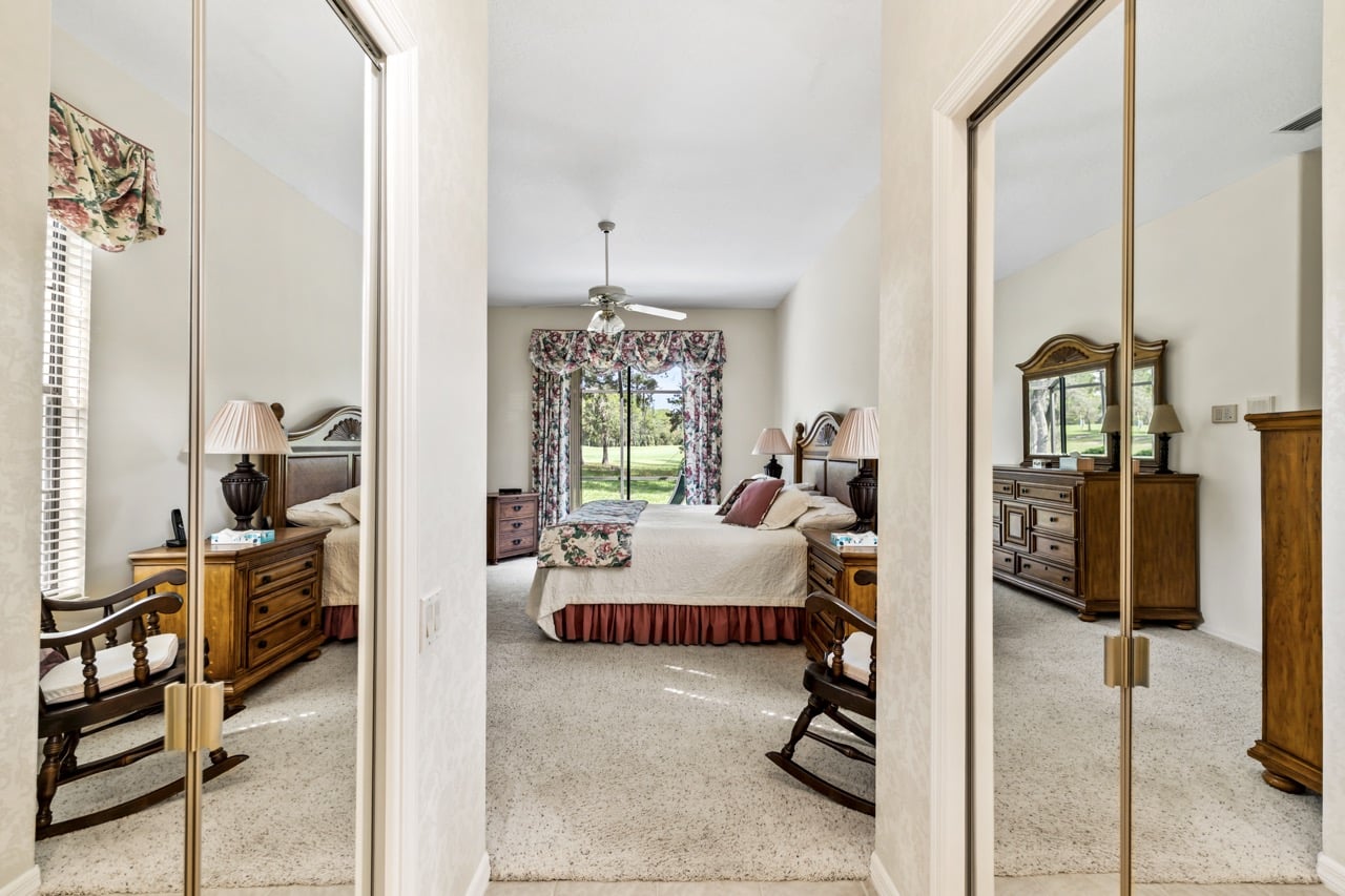 9029 Penelope, Weekie Wachee FL 34613 (24 of 53) Large